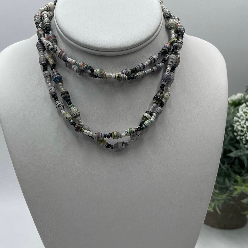 Multicolor Double‎ Strand Paper
Bead Necklace